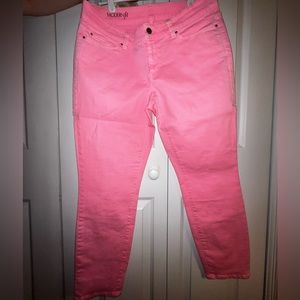 NWT Ann Taylor Cropped Leg Pink Jeans